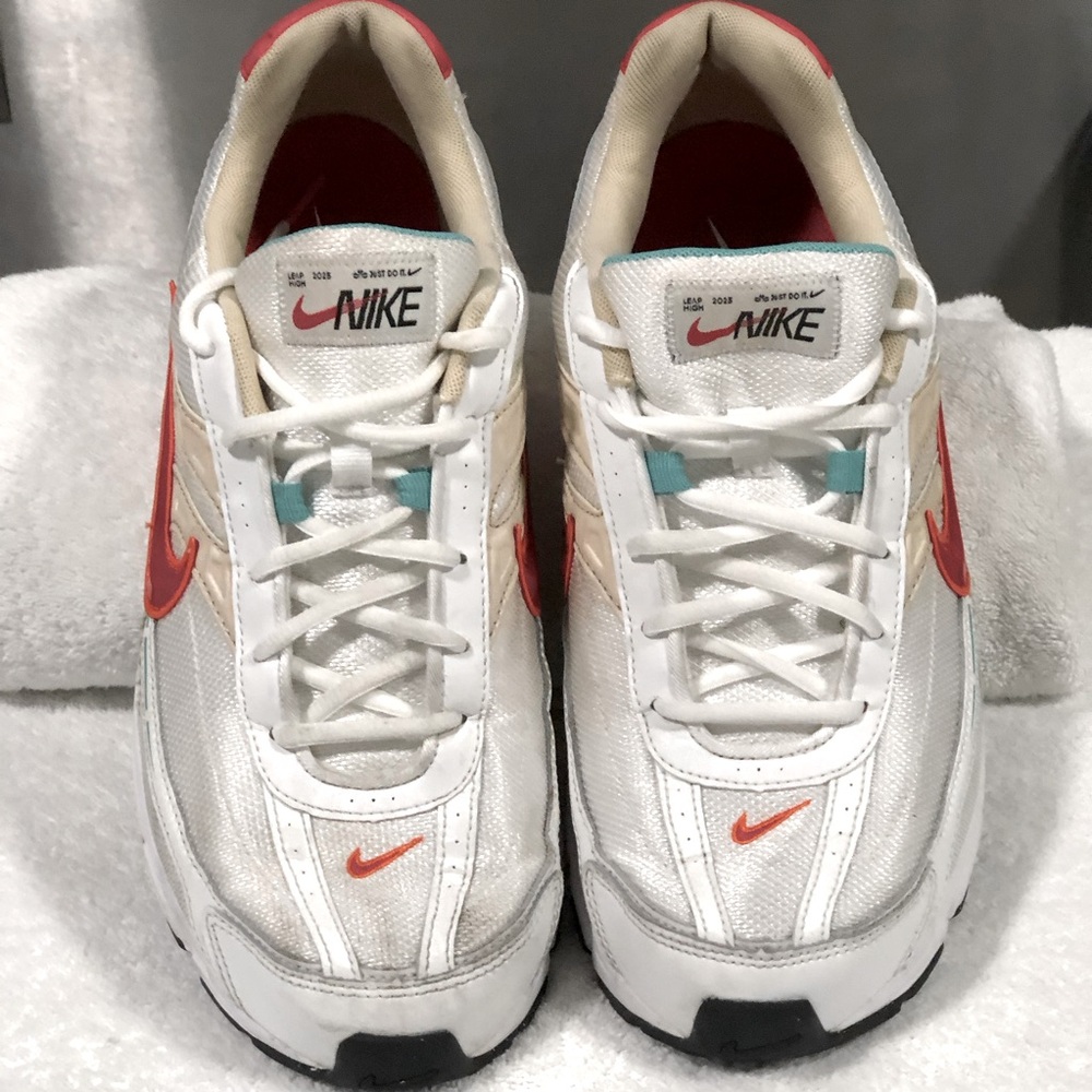 Nike White Red /Orange & Teal Athletic Shoes